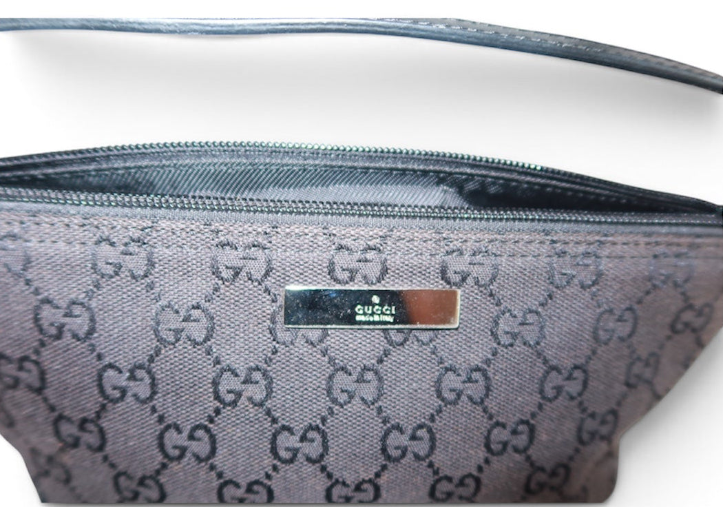 Gucci GG canvas boat pochette black